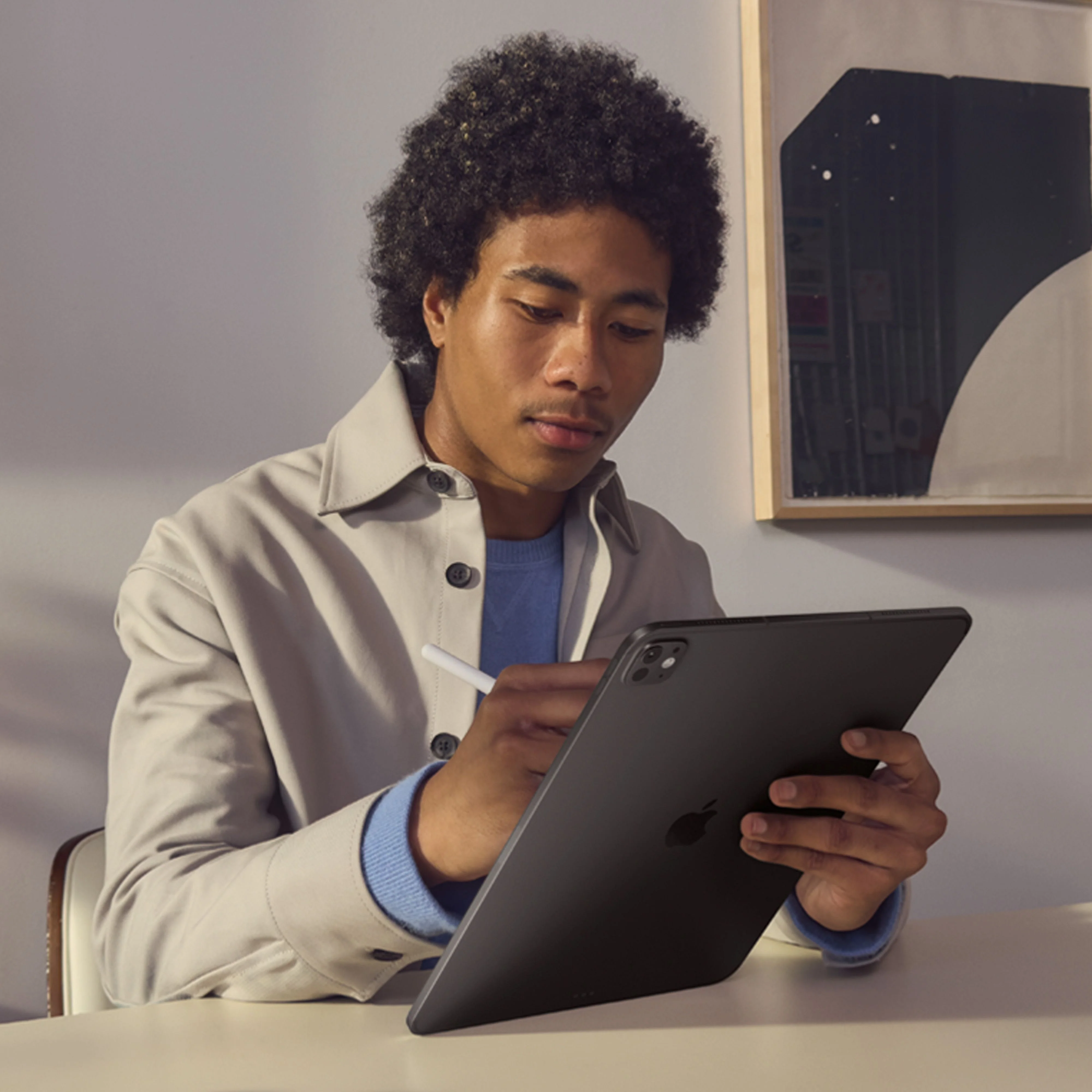 iPad Pro 11-tommer Wi-Fi 2TB Standard Glass - Sølv (M5) - Image 5