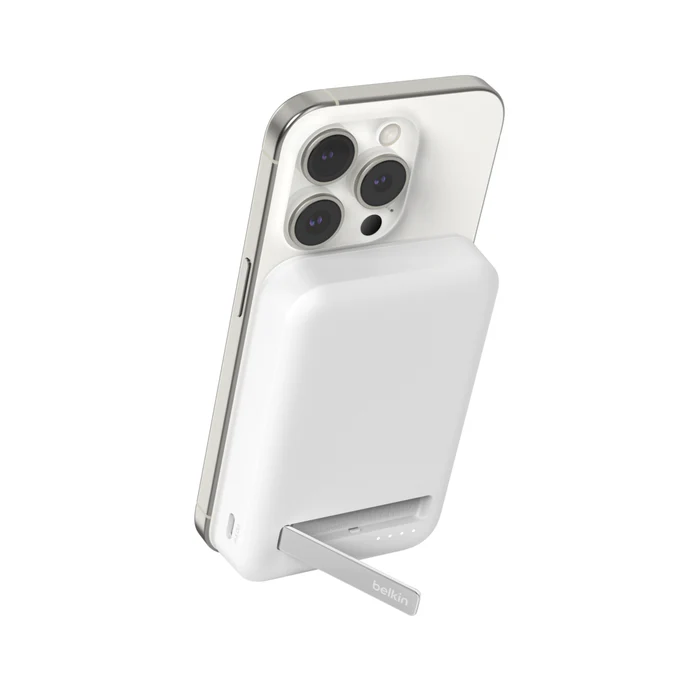 Belkin Qi2 8000 mAh 15W Powerbank med stativ - Hvit