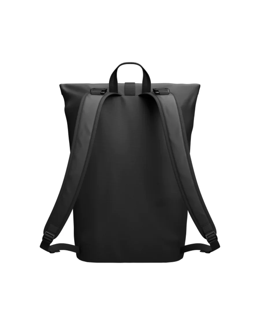 Db Essential Backpack 12L - Black Out - Image 2