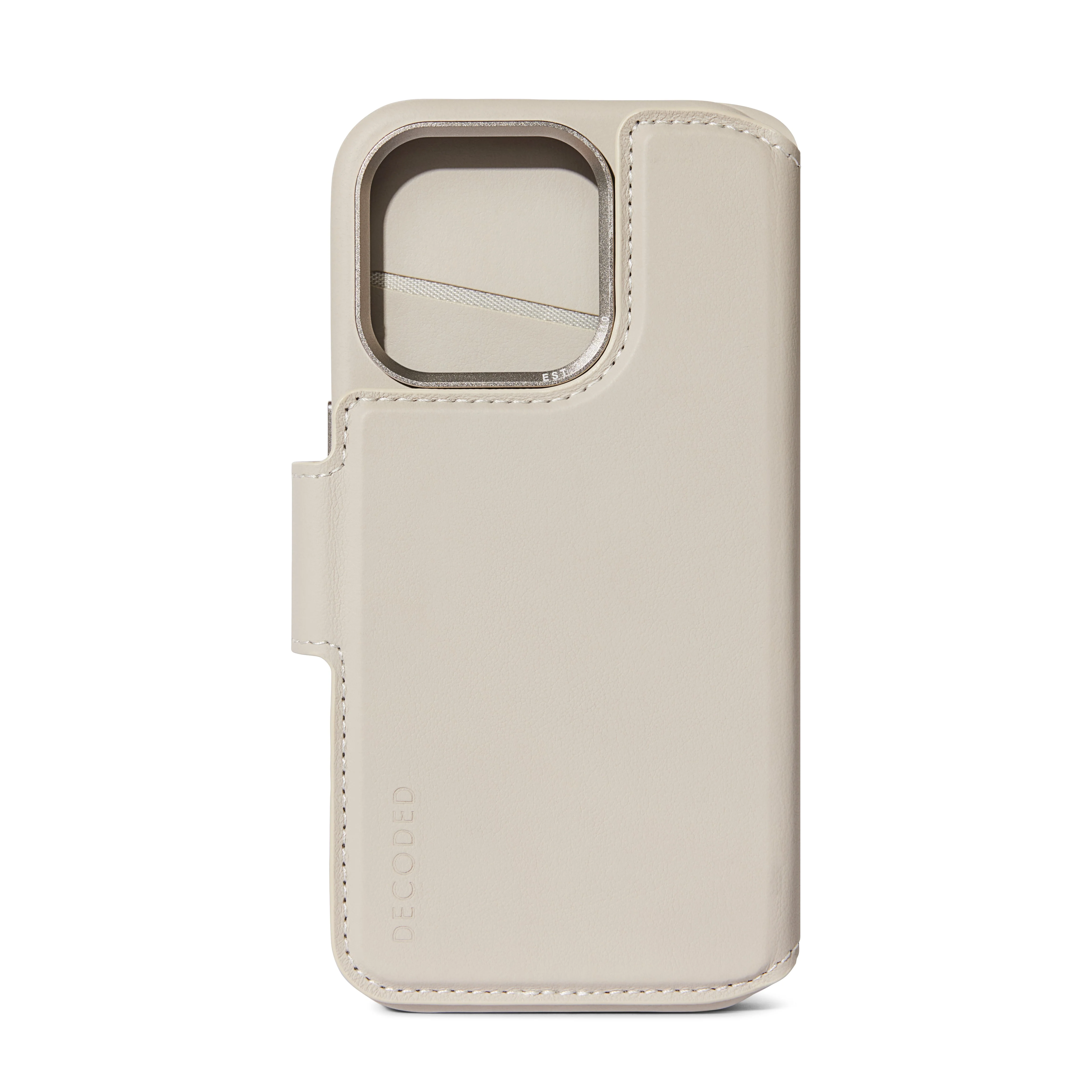 Decoded Lommebokdeksel i skinn med MagSafe til iPhone 15 Pro Max - Clay