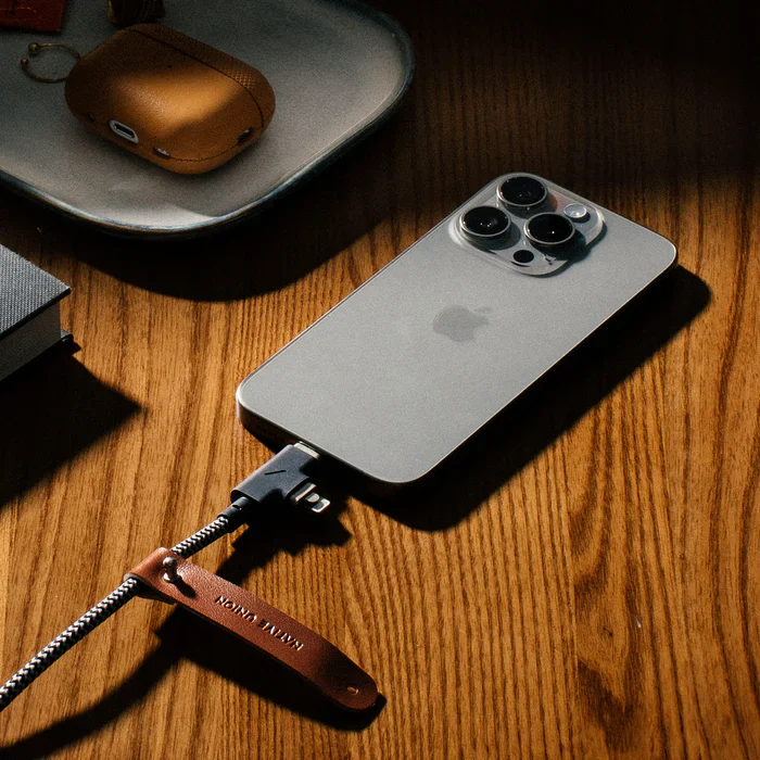 Native Union 2.4 m USB-C til USB-C/Lightning Belt Cable Duo Pro 240W Ladekabel - Zebra - Image 2