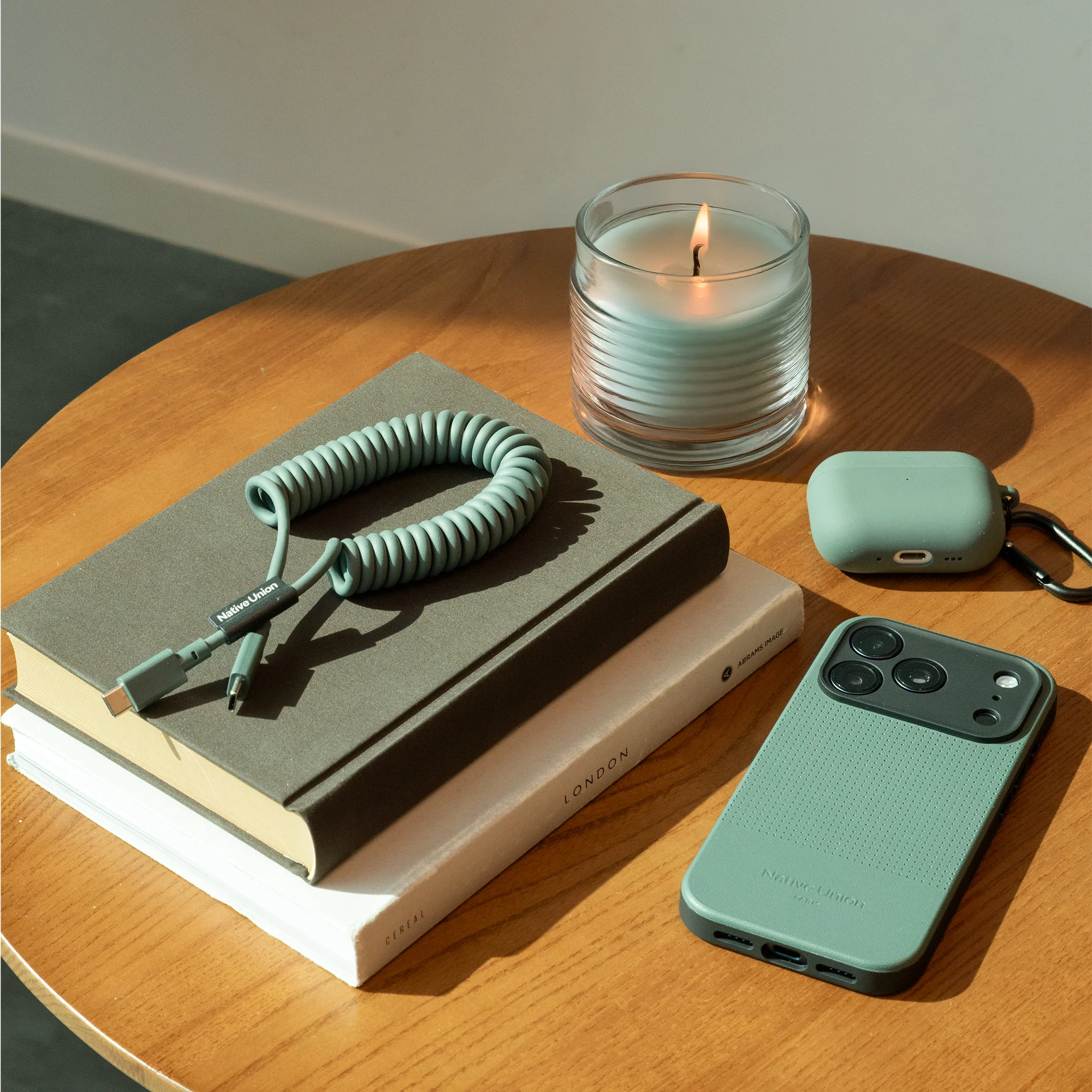 Native Union 2,4m Pop USB-C Ladekabel - Slate Green - Image 3