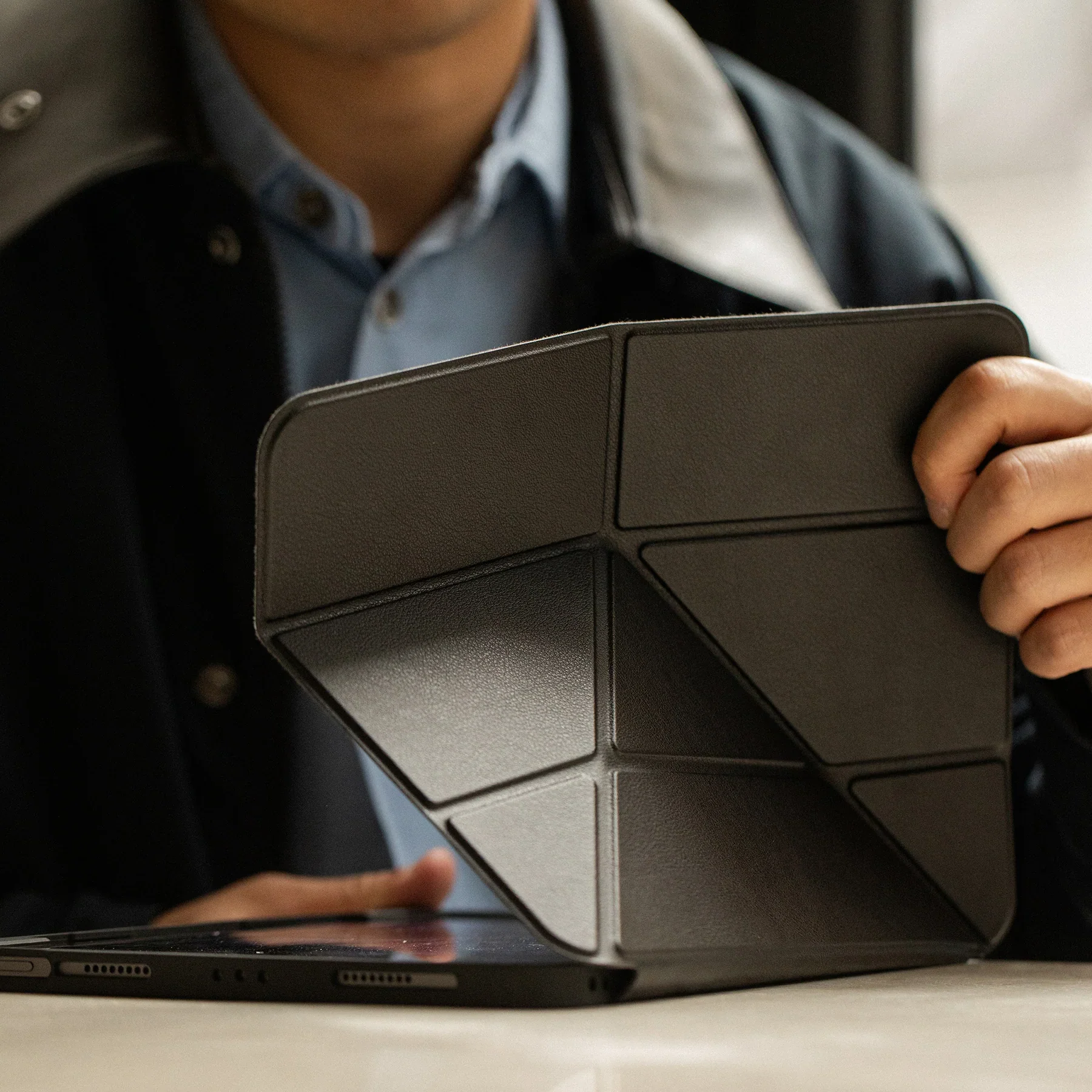 Native Union Active Case Etui til iPad Pro 11" (M5/M4) - Svart - Image 3
