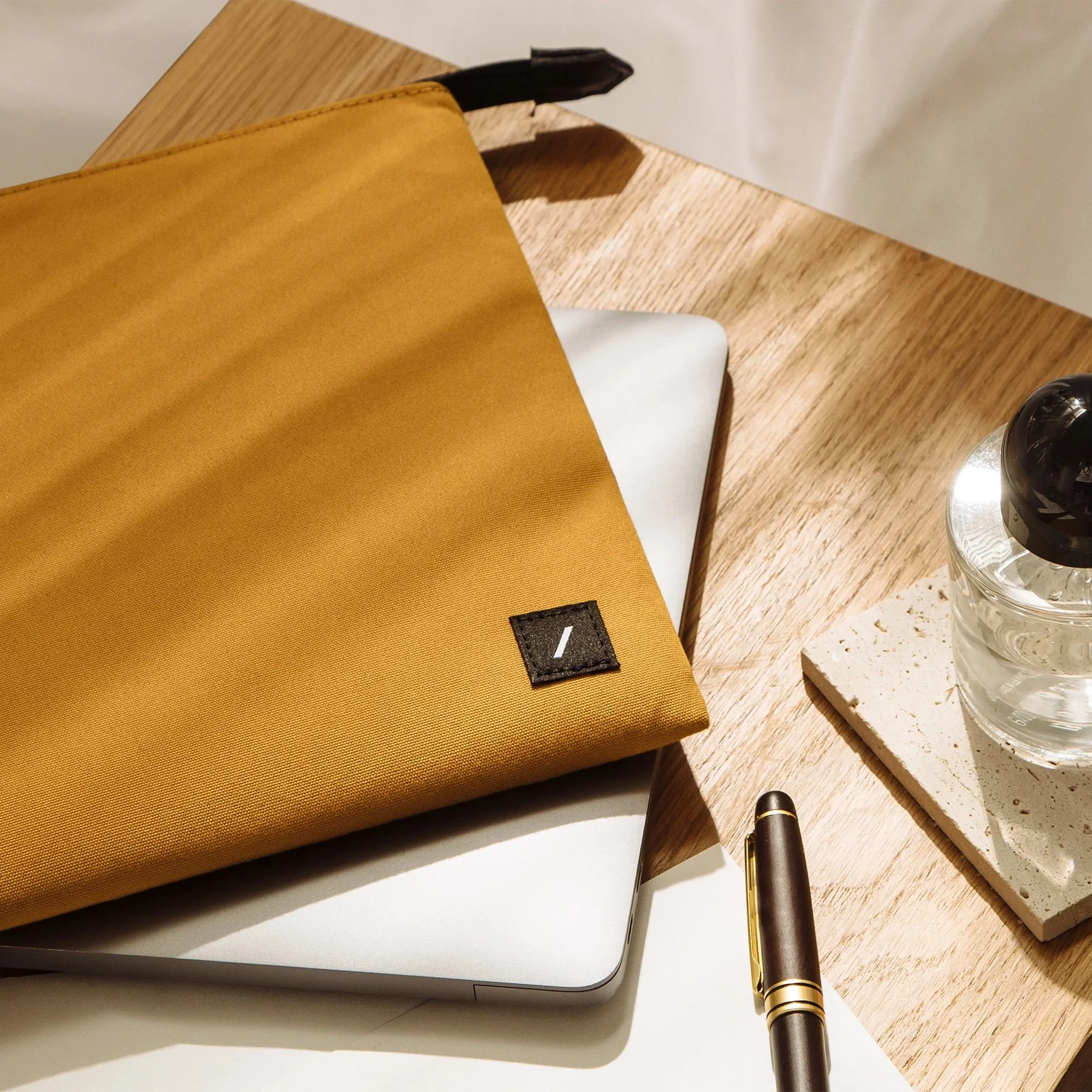 Native Union Mappe til MacBook 13" W.F.A - Kraft - Image 3
