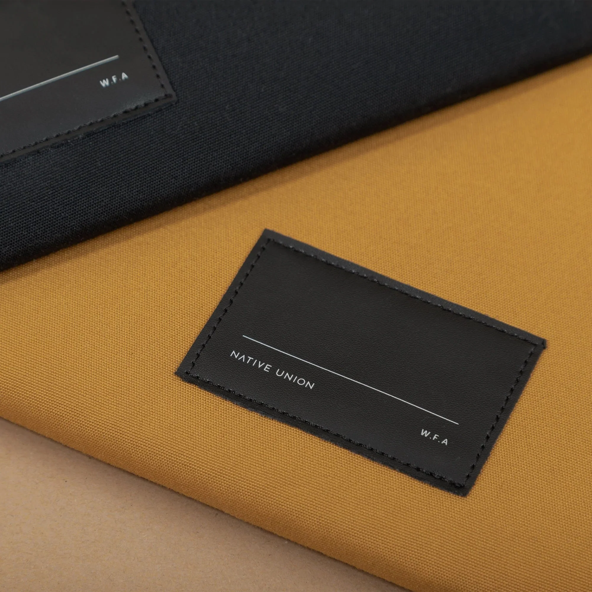 Native Union Mappe til MacBook 15/16" W.F.A - Kraft - Image 2