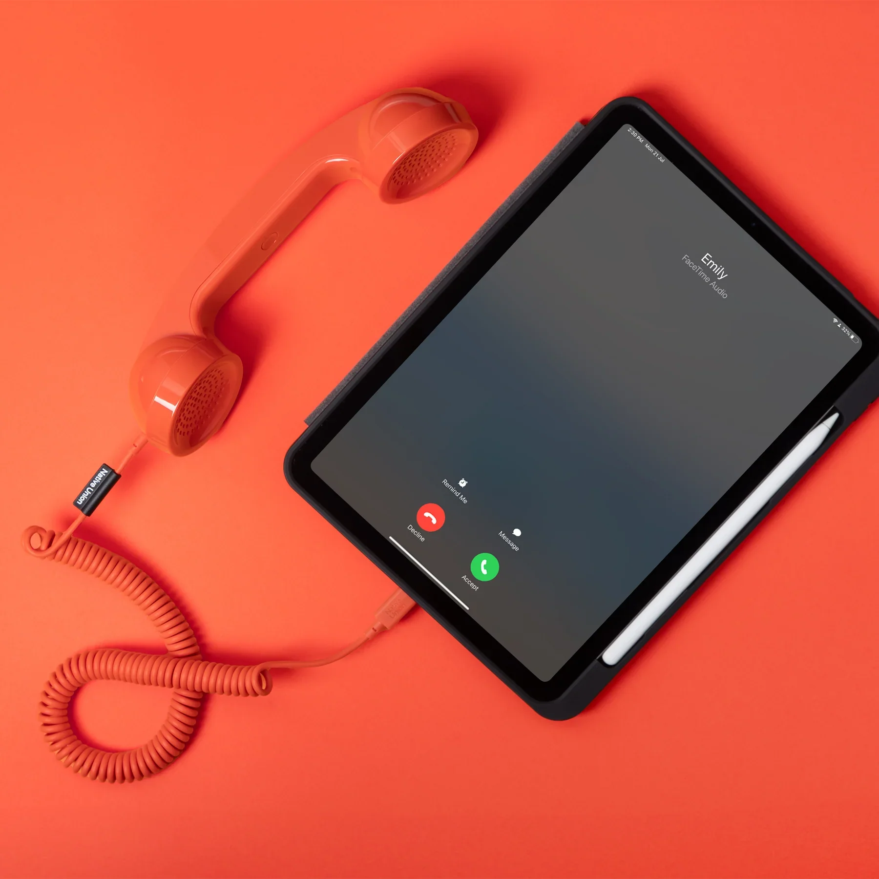 Native Union Pop Phone - Alarm Red - Image 5