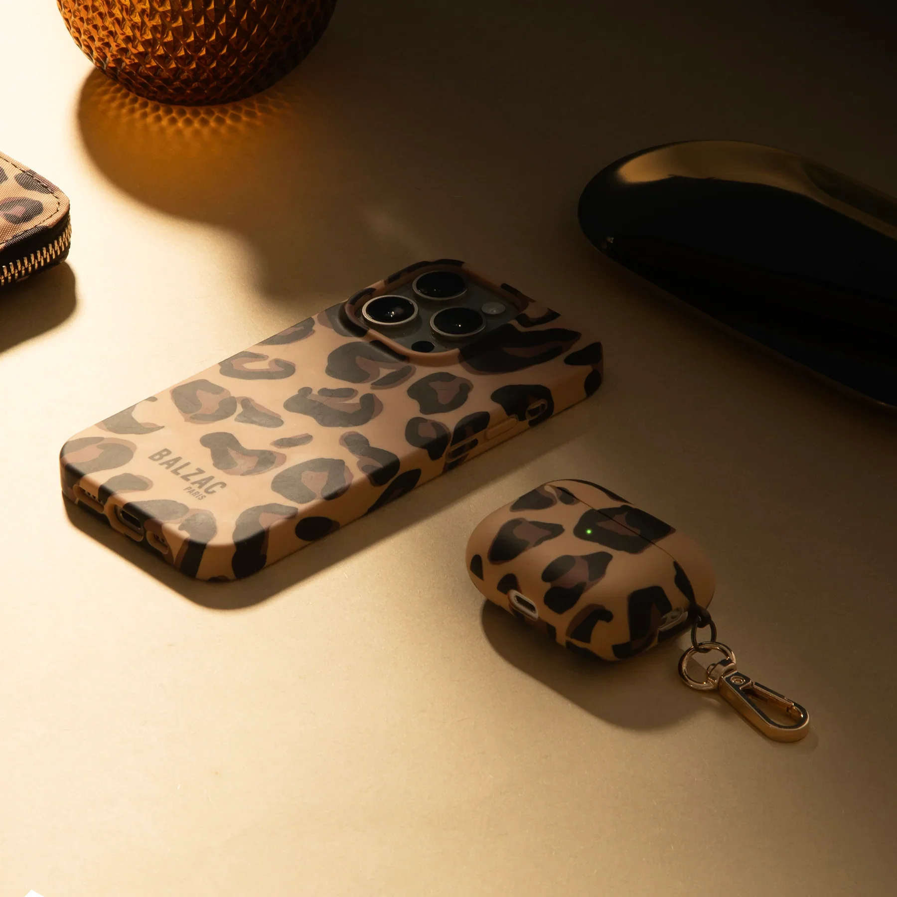 Native Union x Balzac Leopard Deksel til iPhone 16 Pro - Image 5