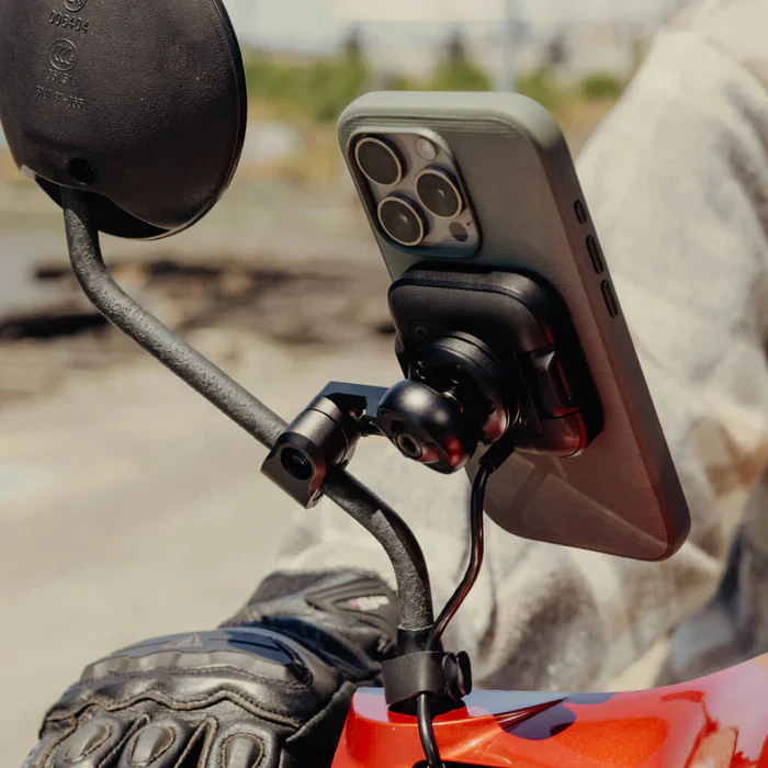 Peak Design iPhone-stativfeste til Motorsykkel speilramme med Qi2-lading - Image 3