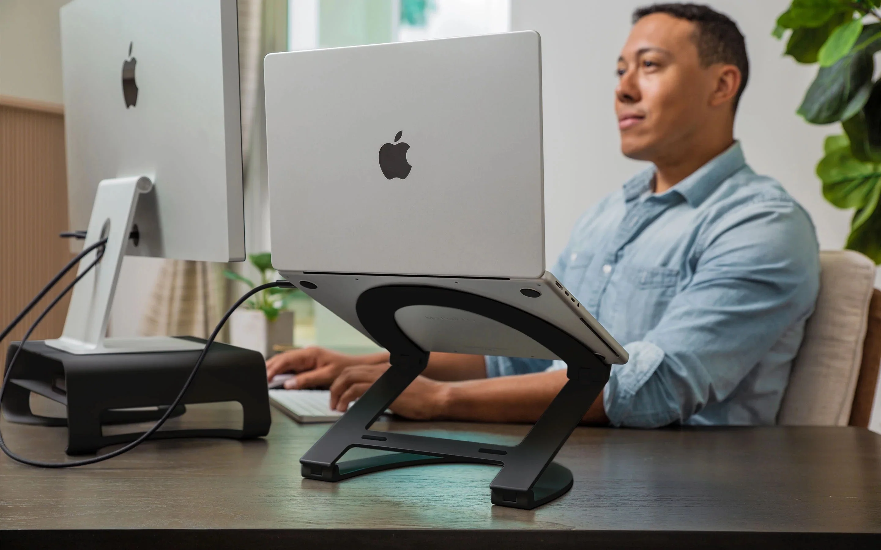 Twelve South Curve Flex Stativ til MacBook - Svart - Image 2